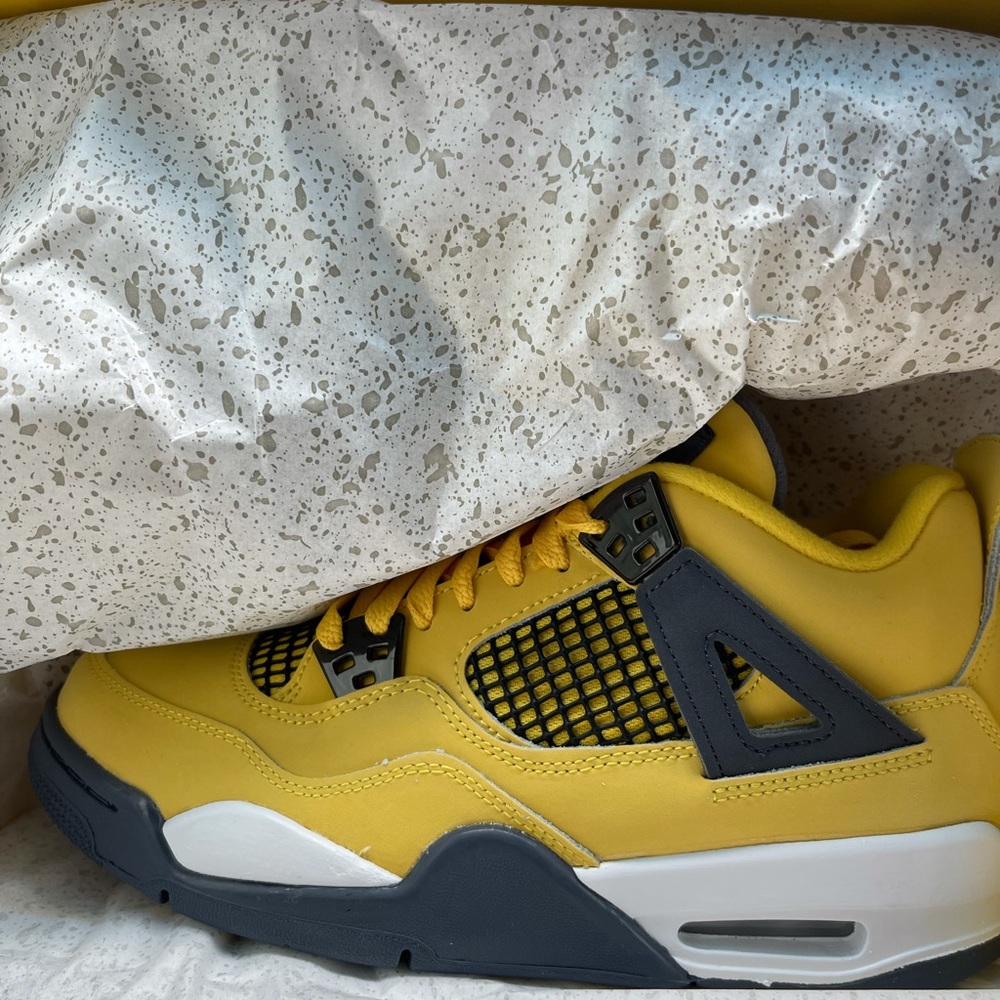 Lightening 4s